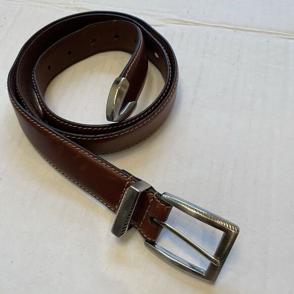 Men’s PGA Tour Golf Brown Leather Belt Silver Medallions Buckle Size 42 - Picture 1 of 10